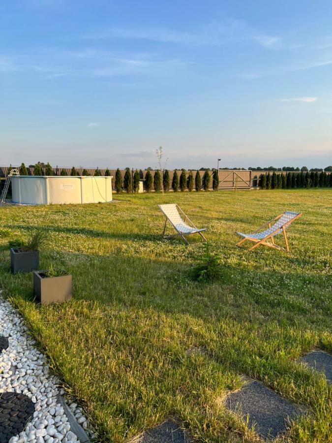 Sielskieprzylesie Charzyno Exterior foto